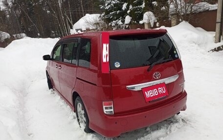 Toyota ISis I, 2011 год, 1 399 999 рублей, 28 фотография