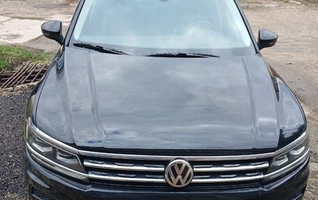 Volkswagen Tiguan II, 2020 год, 3 700 000 рублей, 3 фотография