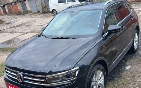 Volkswagen Tiguan II, 2020 год, 3 700 000 рублей, 2 фотография