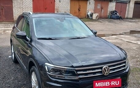 Volkswagen Tiguan II, 2020 год, 3 700 000 рублей, 6 фотография