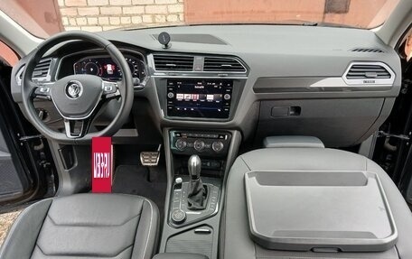 Volkswagen Tiguan II, 2020 год, 3 700 000 рублей, 16 фотография