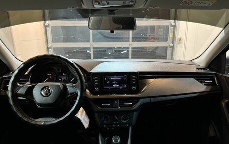 Skoda Rapid II, 2021 год, 1 624 000 рублей, 9 фотография