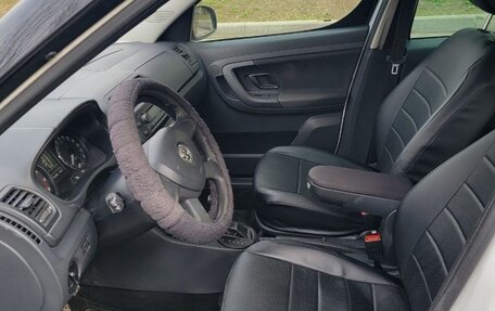 Skoda Roomster, 2013 год, 750 000 рублей, 6 фотография