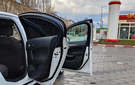 Opel Insignia II рестайлинг, 2013 год, 1 380 000 рублей, 22 фотография