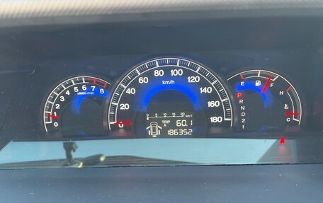 Honda Elysion I, 2010 год, 1 700 000 рублей, 8 фотография