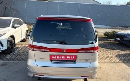 Honda Elysion I, 2010 год, 1 700 000 рублей, 3 фотография