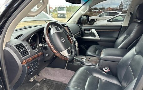 Toyota Land Cruiser 200, 2013 год, 7 000 000 рублей, 13 фотография