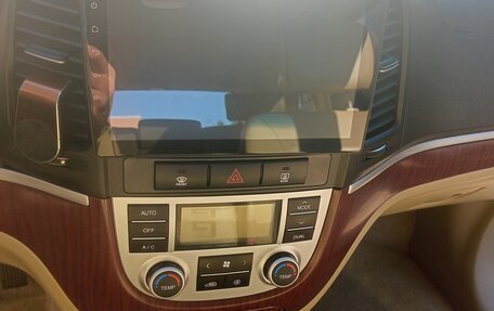 Hyundai Santa Fe III рестайлинг, 2007 год, 1 000 000 рублей, 2 фотография