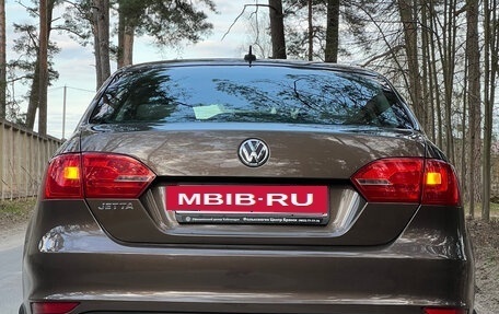Volkswagen Jetta VI, 2013 год, 1 050 000 рублей, 6 фотография