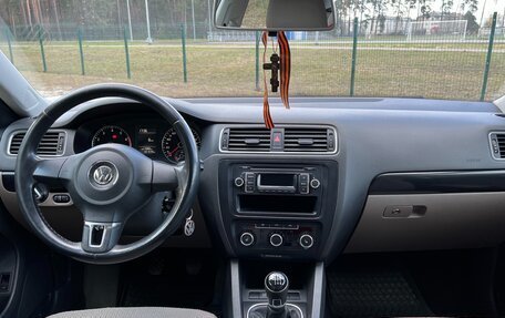 Volkswagen Jetta VI, 2013 год, 1 050 000 рублей, 8 фотография