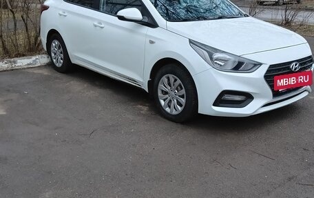 Hyundai Solaris II рестайлинг, 2017 год, 1 450 000 рублей, 3 фотография