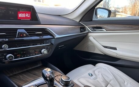 BMW 5 серия, 2018 год, 3 380 000 рублей, 8 фотография