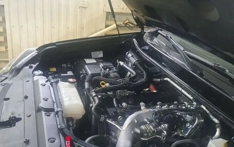 Toyota Land Cruiser Prado 150 рестайлинг 2, 2015 год, 4 200 000 рублей, 2 фотография