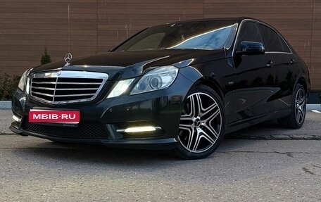 Mercedes-Benz E-Класс, 2012 год, 1 750 000 рублей, 1 фотография