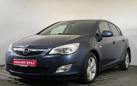 Opel Astra J, 2010 год, 700 000 рублей, 1 фотография