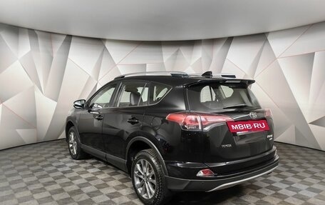 Toyota RAV4, 2018 год, 2 489 000 рублей, 4 фотография