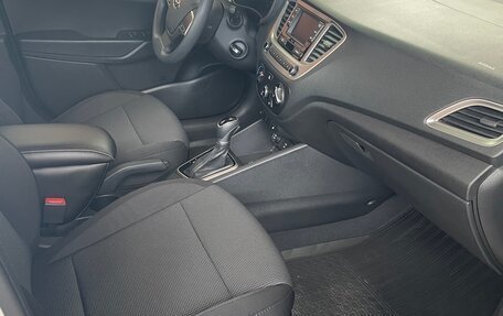 Hyundai Solaris II рестайлинг, 2020 год, 1 750 000 рублей, 5 фотография