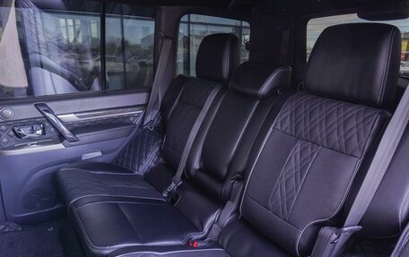 Mitsubishi Pajero IV, 2020 год, 4 410 000 рублей, 17 фотография