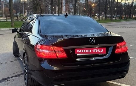 Mercedes-Benz E-Класс, 2012 год, 1 750 000 рублей, 7 фотография