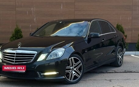 Mercedes-Benz E-Класс, 2012 год, 1 750 000 рублей, 16 фотография