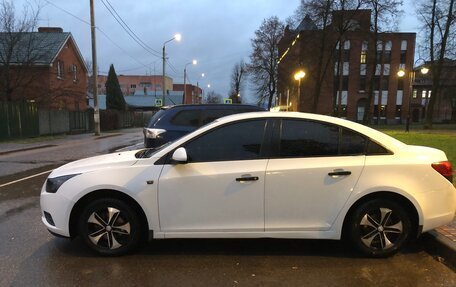 Chevrolet Cruze II, 2011 год, 550 000 рублей, 9 фотография