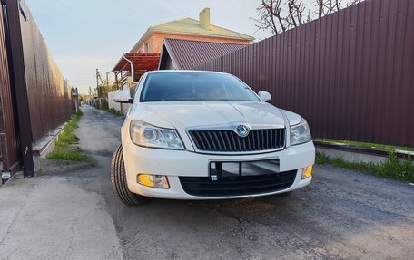 Skoda Octavia, 2012 год, 1 350 000 рублей, 2 фотография