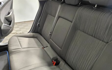 Opel Astra J, 2010 год, 700 000 рублей, 12 фотография