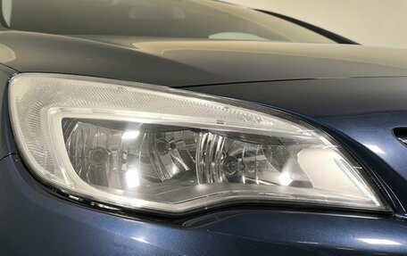 Opel Astra J, 2010 год, 700 000 рублей, 19 фотография