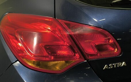 Opel Astra J, 2010 год, 700 000 рублей, 20 фотография