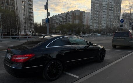 Mercedes-Benz E-Класс, 2010 год, 1 900 000 рублей, 9 фотография