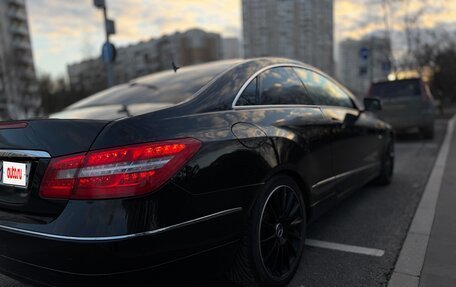 Mercedes-Benz E-Класс, 2010 год, 1 900 000 рублей, 8 фотография