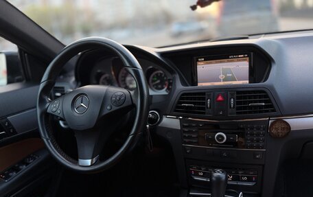 Mercedes-Benz E-Класс, 2010 год, 1 900 000 рублей, 16 фотография