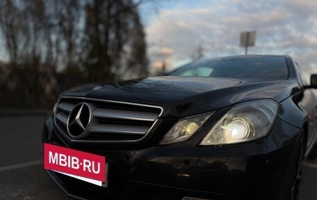 Mercedes-Benz E-Класс, 2010 год, 1 900 000 рублей, 18 фотография