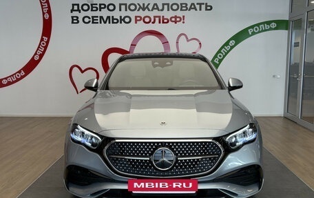Mercedes-Benz E-Класс, 2023 год, 6 790 000 рублей, 2 фотография