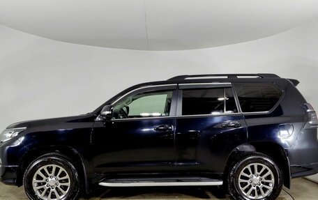 Toyota Land Cruiser Prado 150 рестайлинг 2, 2020 год, 5 200 000 рублей, 4 фотография