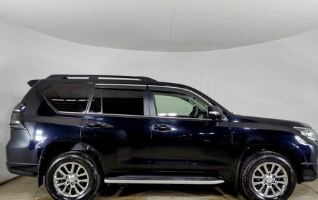 Toyota Land Cruiser Prado 150 рестайлинг 2, 2020 год, 5 200 000 рублей, 8 фотография