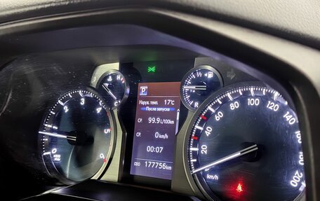 Toyota Land Cruiser Prado 150 рестайлинг 2, 2020 год, 5 200 000 рублей, 14 фотография