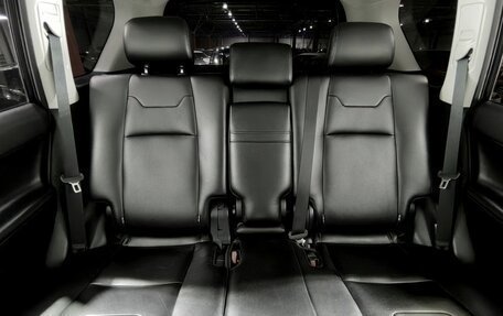 Toyota Land Cruiser Prado 150 рестайлинг 2, 2020 год, 5 200 000 рублей, 15 фотография