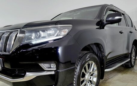 Toyota Land Cruiser Prado 150 рестайлинг 2, 2020 год, 5 200 000 рублей, 23 фотография