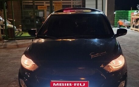 Hyundai Solaris II рестайлинг, 2011 год, 700 000 рублей, 1 фотография