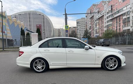 Mercedes-Benz C-Класс, 2008 год, 1 300 000 рублей, 1 фотография