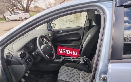 Ford Focus II рестайлинг, 2005 год, 545 000 рублей, 3 фотография