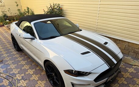 Ford Mustang VI рестайлинг, 2020 год, 2 750 000 рублей, 3 фотография
