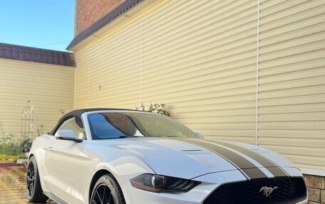 Ford Mustang VI рестайлинг, 2020 год, 2 750 000 рублей, 2 фотография