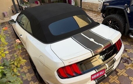 Ford Mustang VI рестайлинг, 2020 год, 2 750 000 рублей, 4 фотография