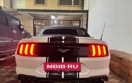 Ford Mustang VI рестайлинг, 2020 год, 2 750 000 рублей, 18 фотография