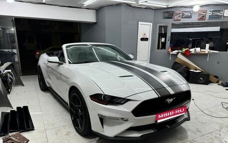 Ford Mustang VI рестайлинг, 2020 год, 2 750 000 рублей, 25 фотография