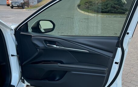 Toyota Camry, 2024 год, 3 799 000 рублей, 9 фотография