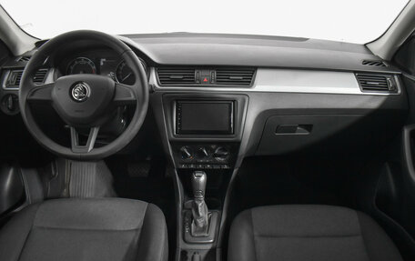 Skoda Rapid I, 2018 год, 1 190 000 рублей, 13 фотография