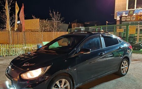 Hyundai Solaris II рестайлинг, 2011 год, 700 000 рублей, 3 фотография